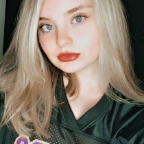 Viktoria Davenport