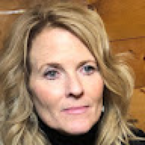 Annie Robbins Avatar