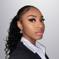 Jayla Holt