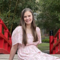 Jenna Demmons