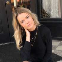 Lora Lyle