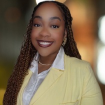 Queen'Aria Morrow