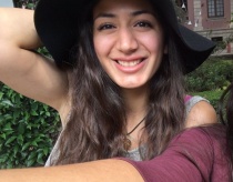 Adri Lara