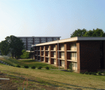 Pomfret Hall logo