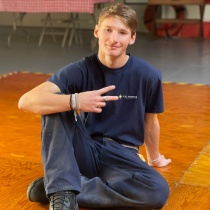 Fox Bullis Avatar