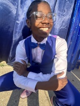Zakel Warren